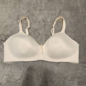 Vanity Fair Women's Body Caress Wireless Bra 72335 Beige 38C